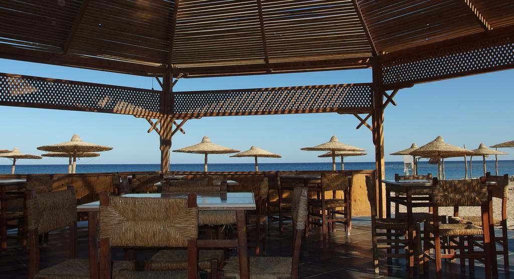 Roots Red Sea Hotel El Qoseir Exterior photo