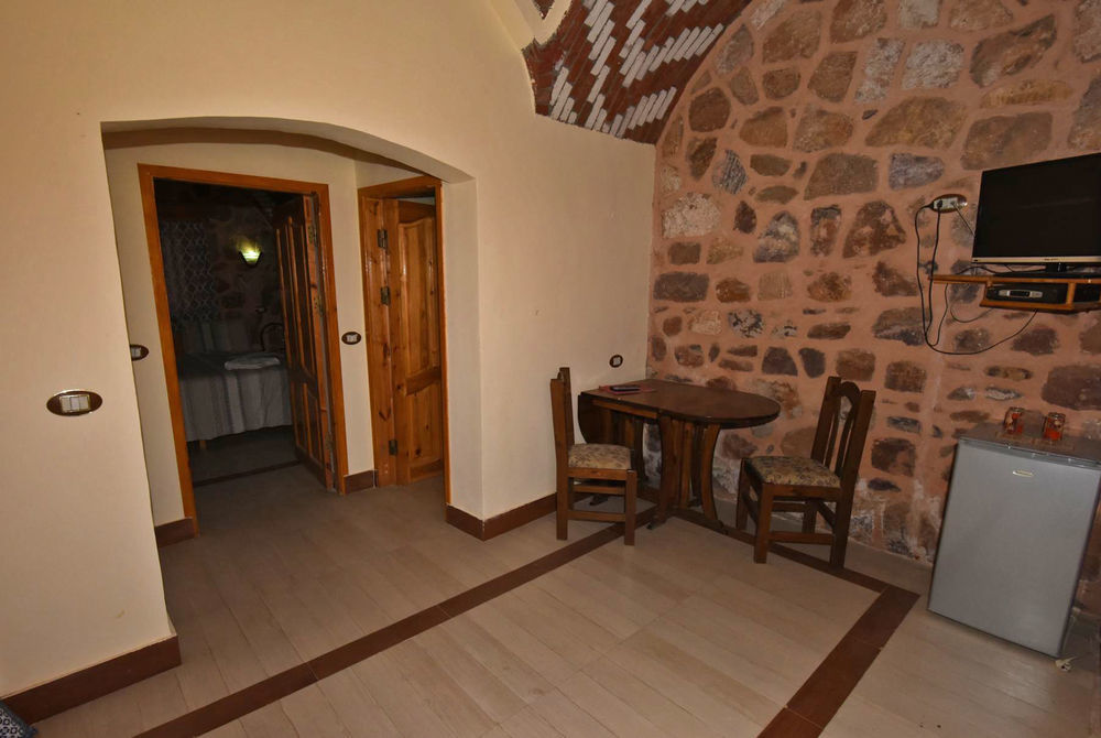 Roots Red Sea Hotel El Qoseir Exterior photo